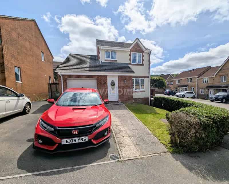 3 Bedroom Detached House to Rent in Plympton