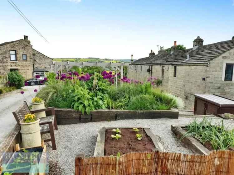 4 Bed Semi-Detached House for Sale in Oakworth