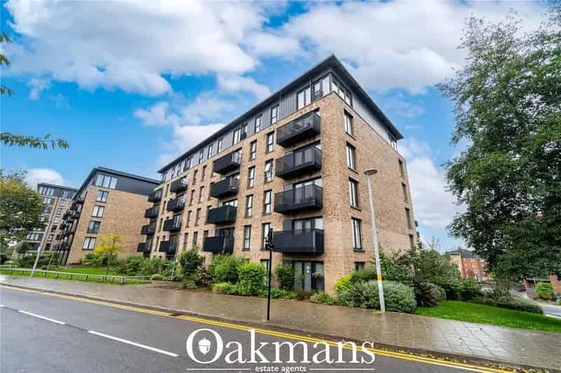 2 Bedroom Apartment for Sale