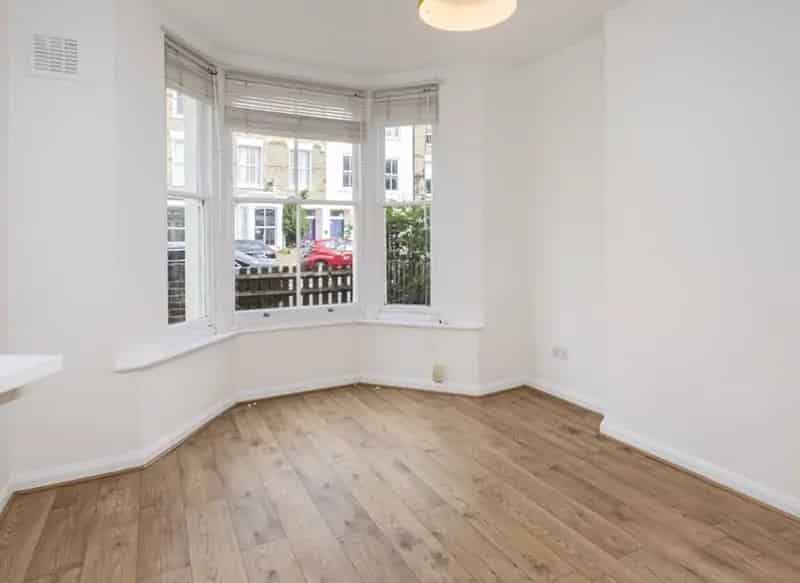 One Bedroom Garden Flat in Period Conversion