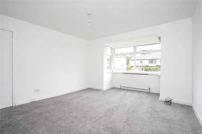 3 Bedroom Semi-Detached House Reduced Deposit Available
