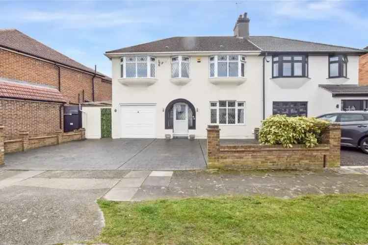 6 bedroom semi-detached house for sale