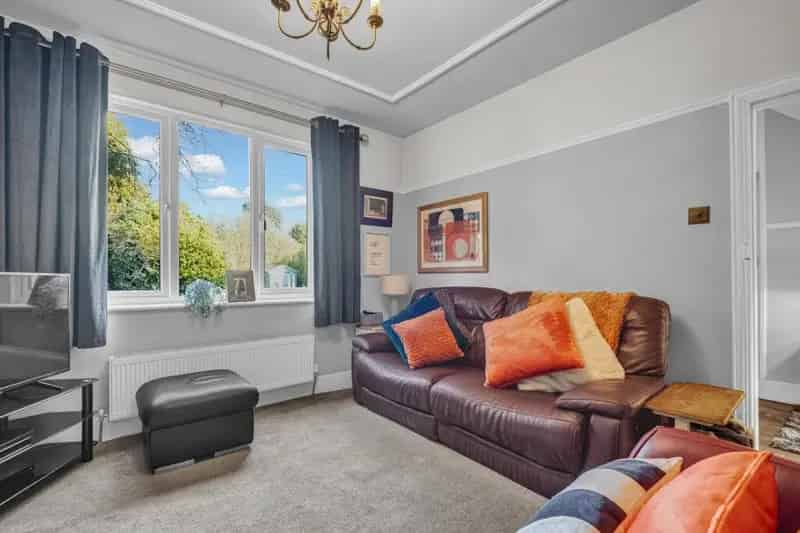 5 Bedroom Detached House for Sale in Wylde Green