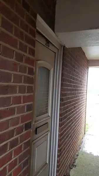 Flat For Rent in Borough of Spelthorne, England