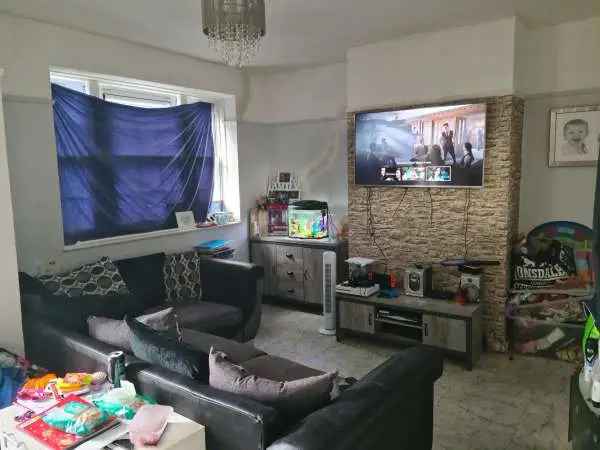 Flat For Rent in London, England