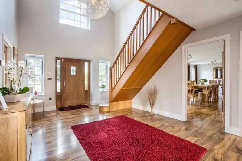 5 Bedroom Detached House with Indoor Pool and Leisure Complex