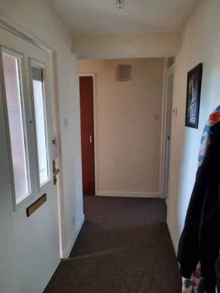 Spacious 1 Bed Flat Available for Immediate Move In