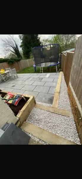 3 Bed Semi Detached House Near Schools and Shops