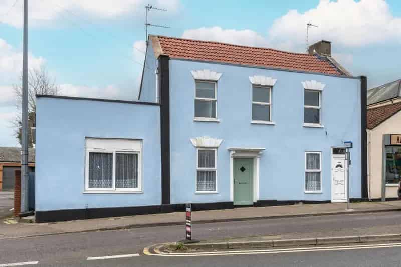 2 Bedroom Flat for Sale in Downend