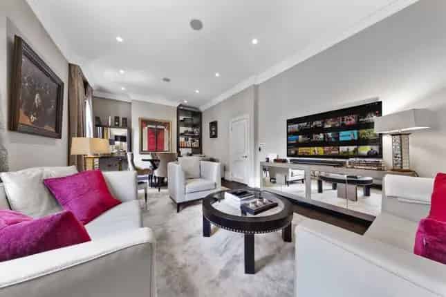 Luxury 2-Bedroom Apartment in Mayfair London