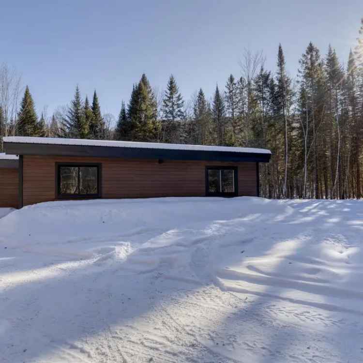 2024 Single Family Home in the Forest Near Montreal