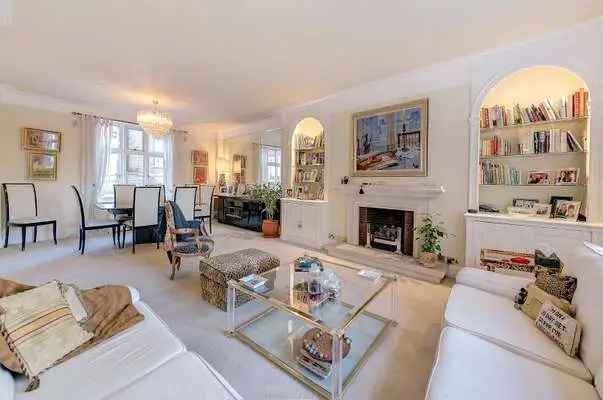 Chesterfield House, Chesterfield Gardens, Mayfair, London, W1J 5JY | Property for sale | Savills