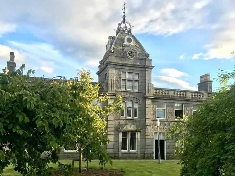 2 Bedroom Flat for Sale Aberdeen
