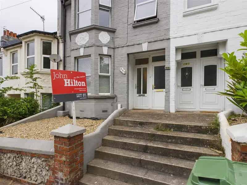 2 Bedroom Student Flat to Rent September 2025