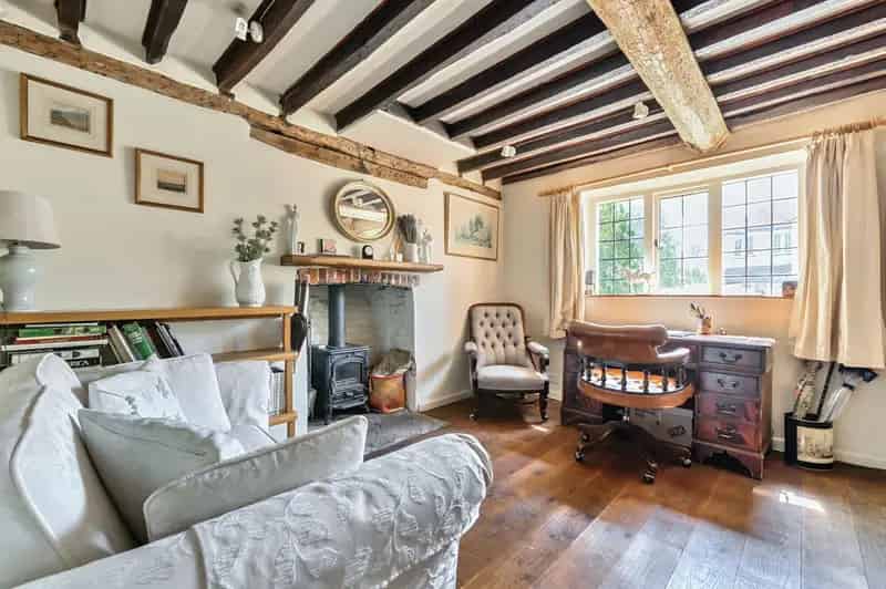 3 Bedroom Grade II Listed Cottage For Sale
