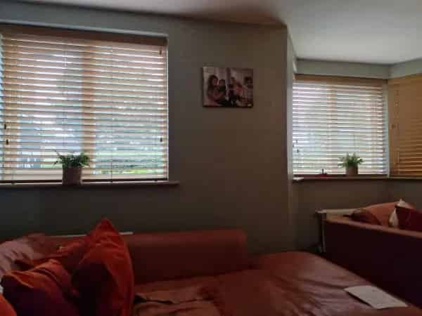 Large Open Plan Apartment Near Rothwell Town