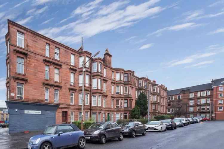 2 Bedroom Flat for Sale in Glasgow's Dennistoun