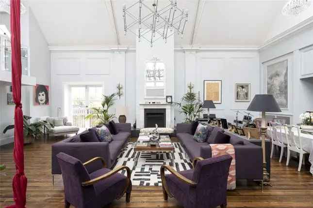 Terraced house to rent in Holland House Hall, London W11