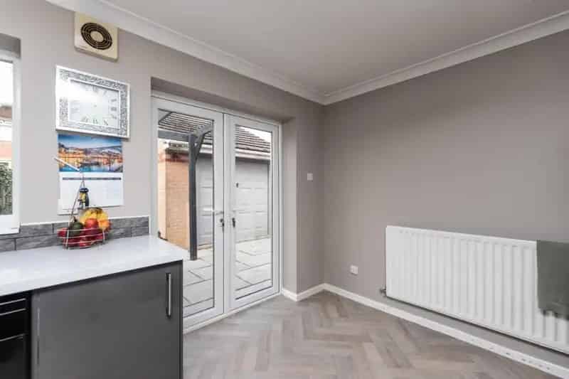 3 Bed Semi-Detached House for Sale