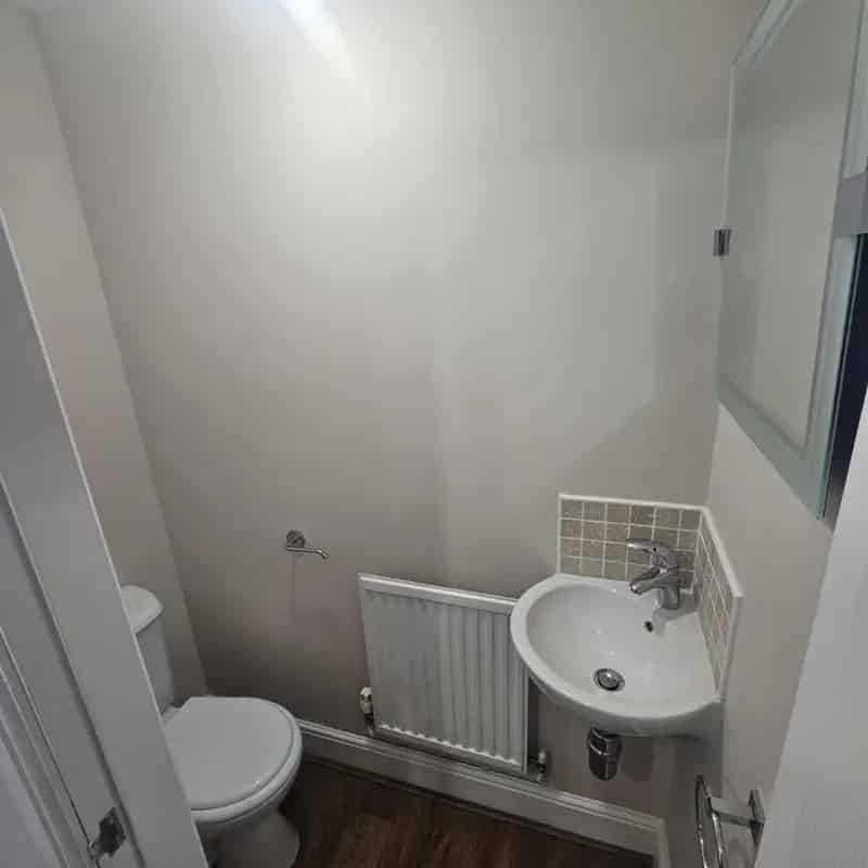 2 Bedroom Victorian Terrace House To Let