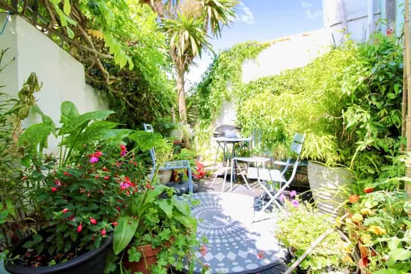 2 Bedroom Mews House Riverside Near City Centre