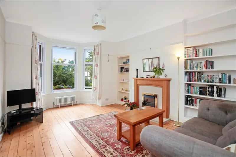3 Bed Flat Lower Villa Blackford Garage Driveway Garden