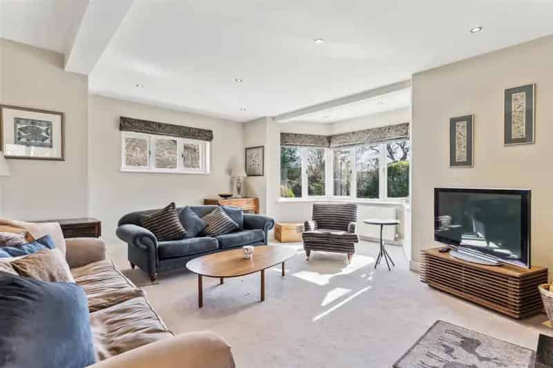 5 Bedroom Detached House for Sale Over 3700 sq ft