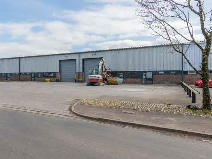 Avonmouth Trade Counter Unit near M5 Junction 18