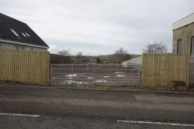 3 Bedroom Plot for Sale Great Opportunity