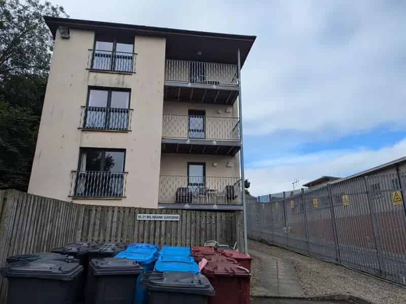 3 Bedroom Furnished Student Flat West End