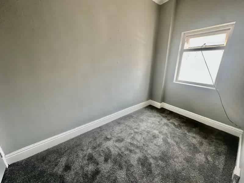 2 Bedroom House To Let Near Town Centre