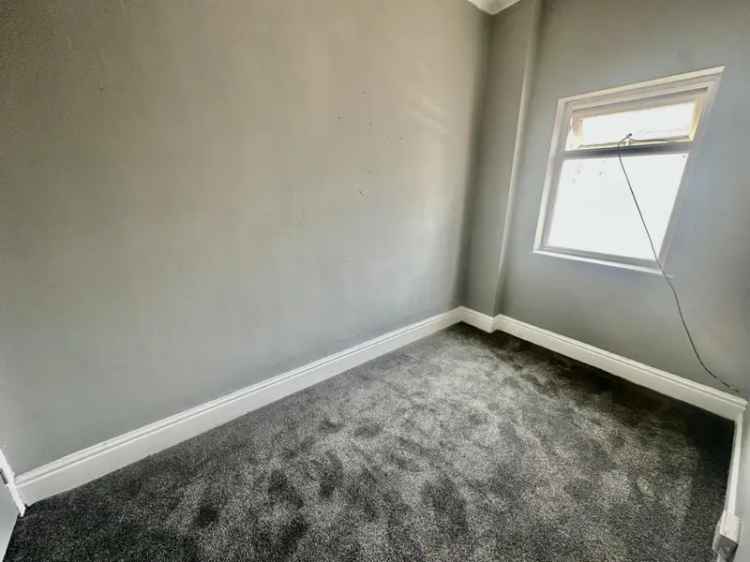 2 Bedroom House To Let Near Town Centre