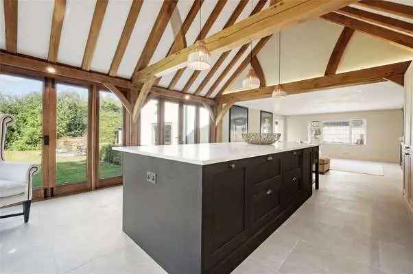 Chelmsford Road, Causeway End, Felsted, Essex, CM6 3LS | Property for sale | Savills