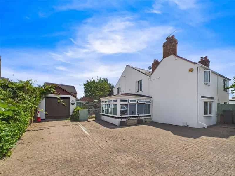2 Bedroom Semi Detached Cottage For Sale Hardwicke