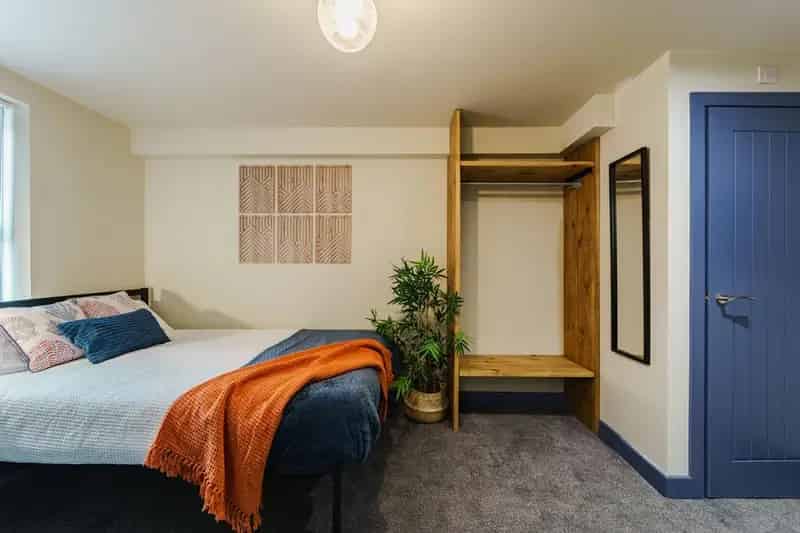 Studio to Rent