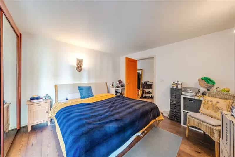 2 Bedroom River Thames View Apartment Near Canada Water