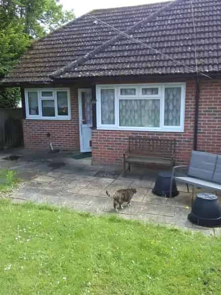 2 Bed Semi Detached Bungalow Near Gravesend