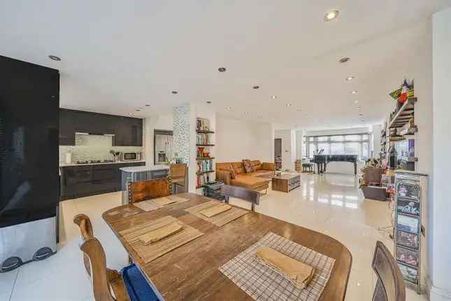 Detached house for sale in Edgwarebury Lane, Edgware HA8