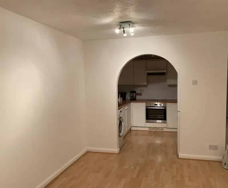 2 Bedroom Flat House to Rent