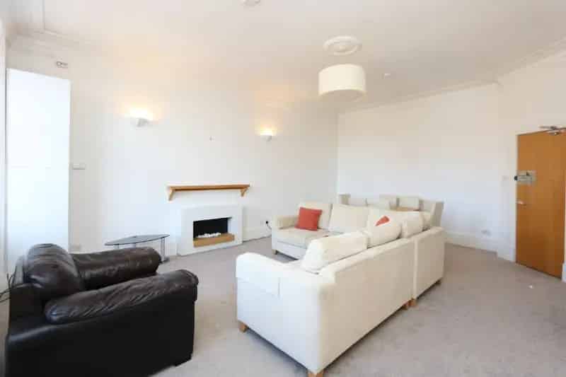 2 Bedroom Flat to Rent in Glasgow West End