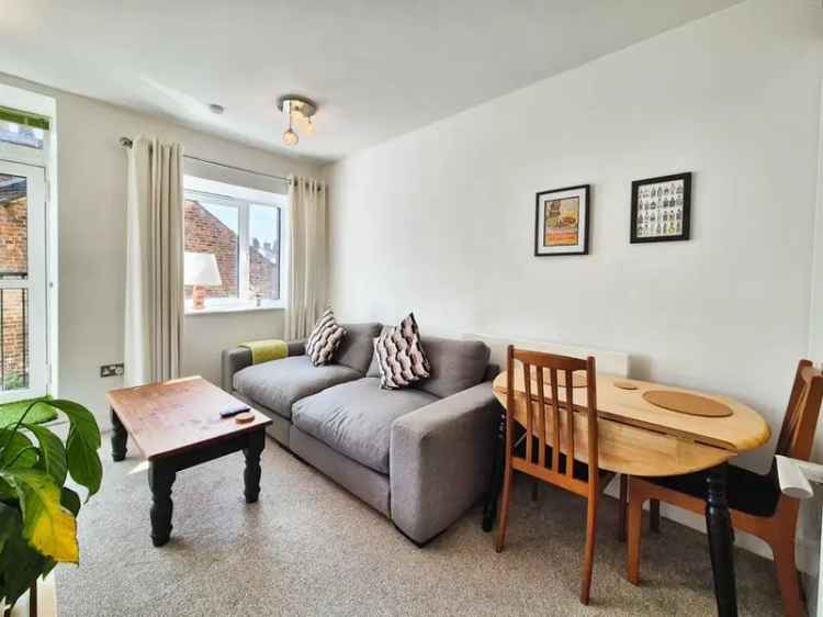 2 Bedroom Flat for Sale in York City Centre