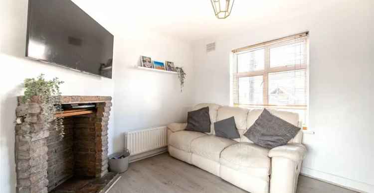 2 Bedroom House for Sale Near Ebbsfleet Station