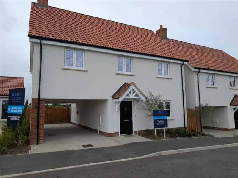 3 bed property for sale