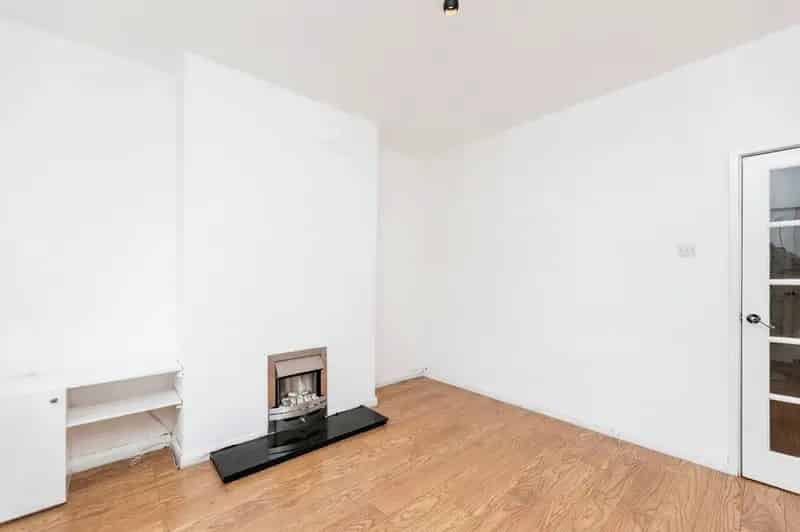 2 Bedroom Mid Terrace House For Sale South Kirkby