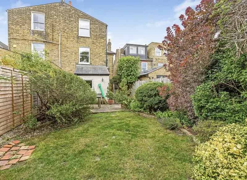 Industrial property For Sale , London, England
