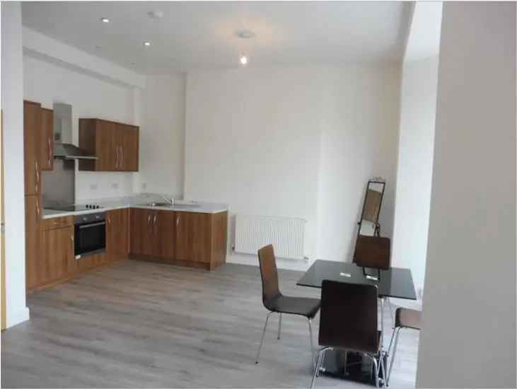 2 Bedroom Furnished Apartment Near Swansea City Center