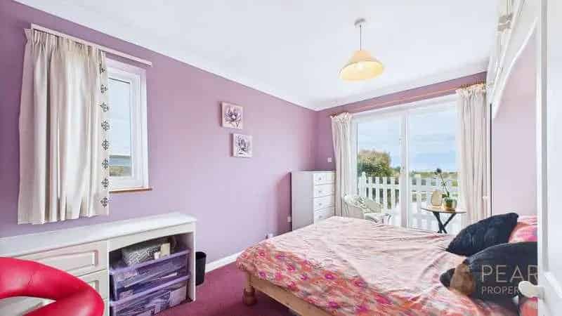 5 Bed Detached House for Sale Near Shoreham Beach