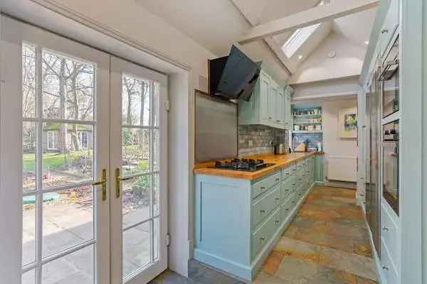 Highnam Court Single-Storey Home: Four Bedrooms, Bespoke Kitchen, Large Gardens