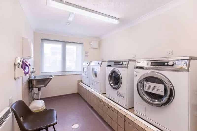2 bed property for sale
