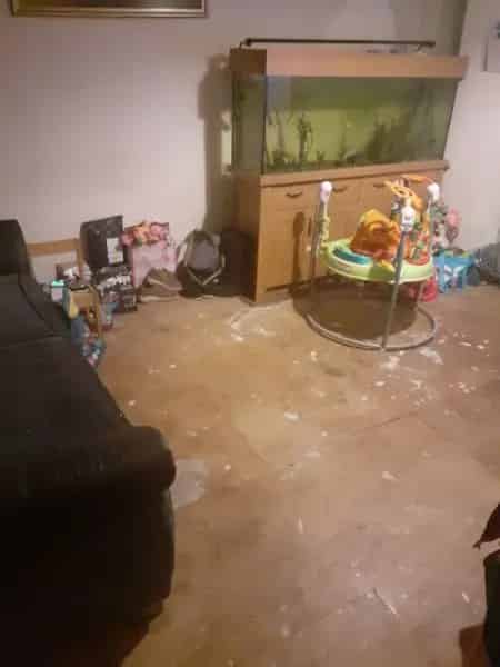 Spacious 2 Bed Flat Ready for Decoration Great Location